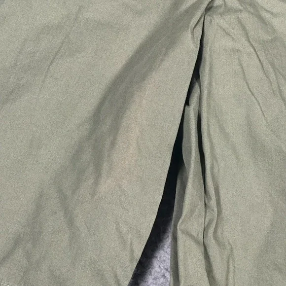 LL Bean Shorts Mens 36 Green Cargo Outdoor Casual Cotton 10" Inseam Drawstring - Picture 4 of 9